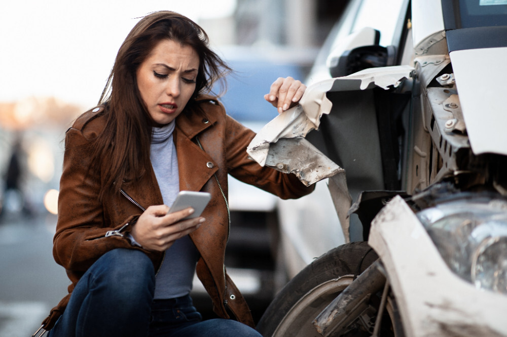 woman after car accident in Mesquite Texas in need of car accident lawyer